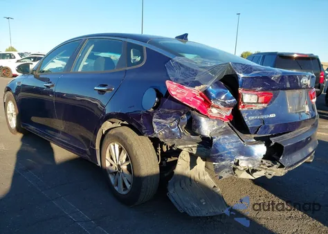 2018 Kia Optima Lx z USA, uszkodzony, nr VIN 5XXGT4L39JG183739